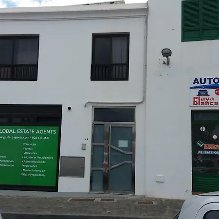 Sara 4 * Playa Blanca